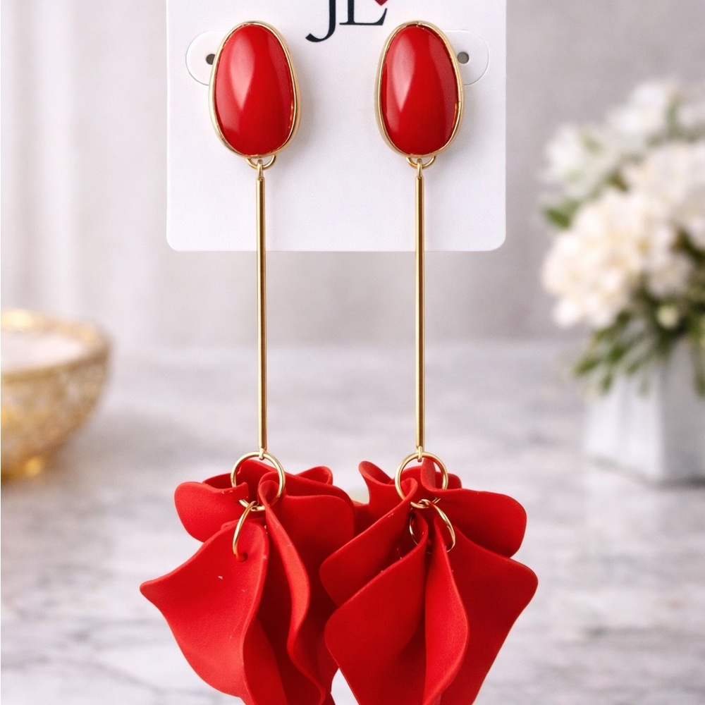 ❤️ JL Red Floral Statement Drop Earrings